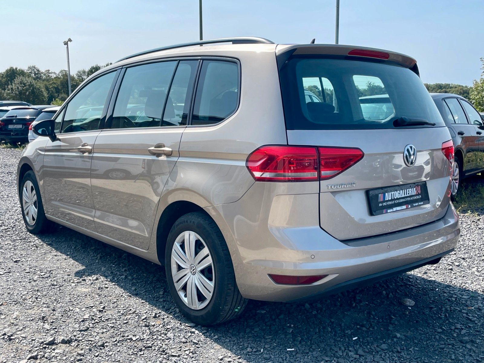 Fahrzeugabbildung Volkswagen Touran 1.2 TSI Trendline 7-SITZER Klima Scheckhe