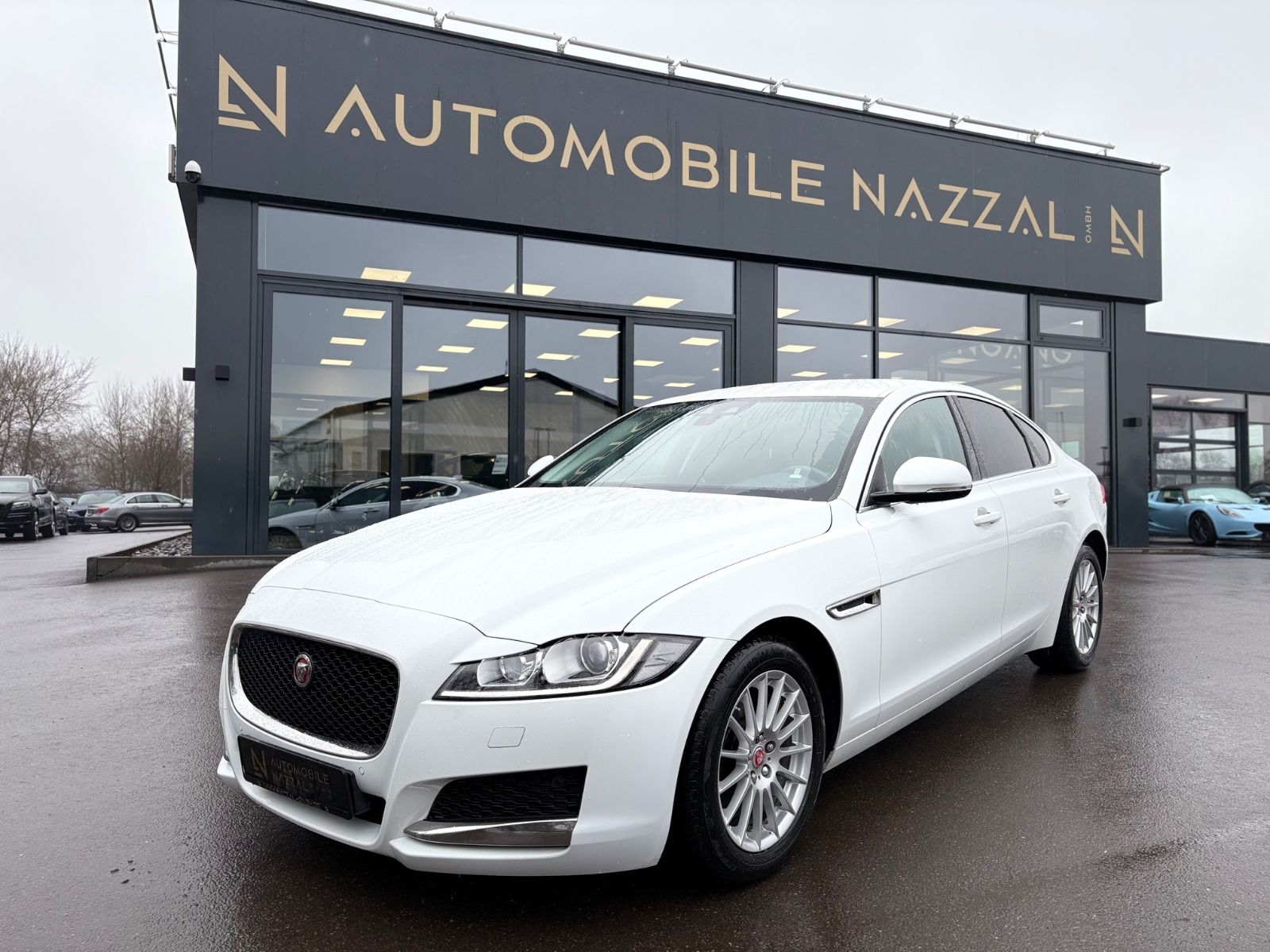 JAGUAR XF