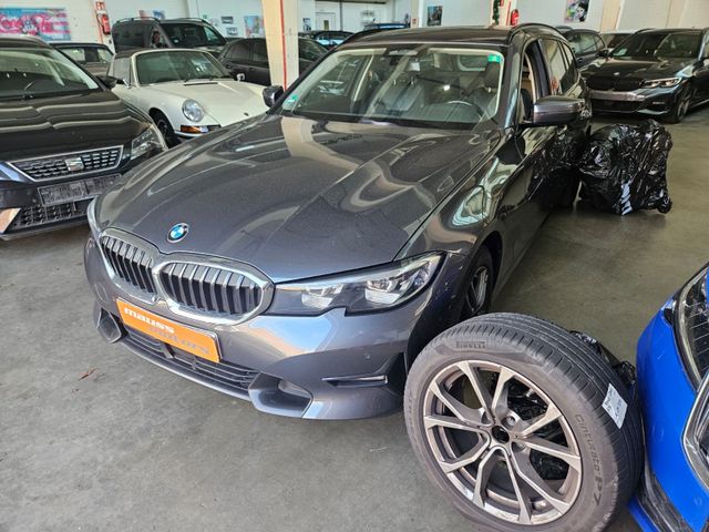 BMW 320 d SPORT LINE RFK LED  PDC - 7370