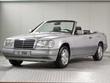 Mercedes-Benz E 200 Cabrio 5-Gang Toppzustand - Mercedes-Benz Oldtimer