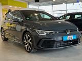 Volkswagen Golf VIII Lim. 2.0 Tdi DSG R-Line, Pano Haman - Volkswagen Golf mit Diesel-Antrieb: Schiebedach