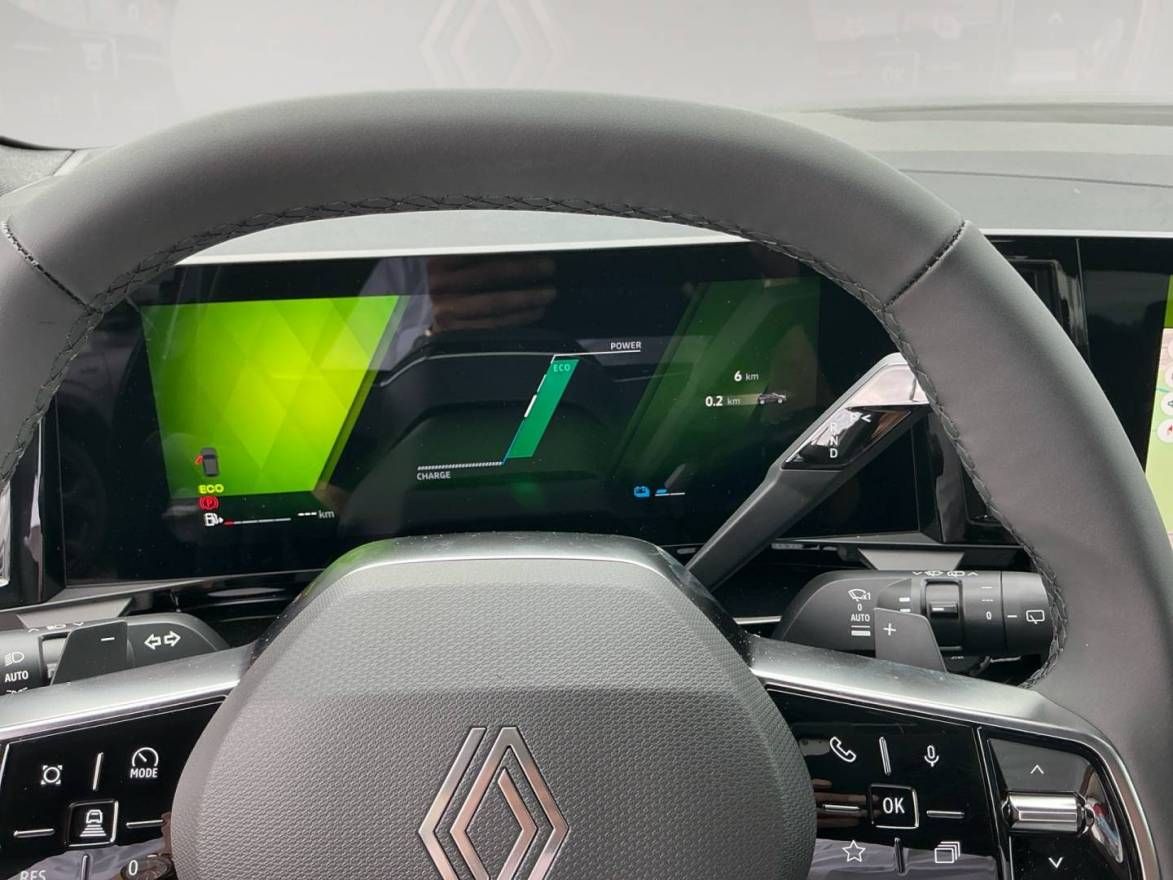 Fahrzeugabbildung Renault Austral Techno Full Hybrid E-Tech 200