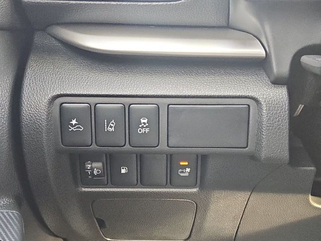 Eclipse Cross 2.4 MIVEC PLUS Hybrid 4WD