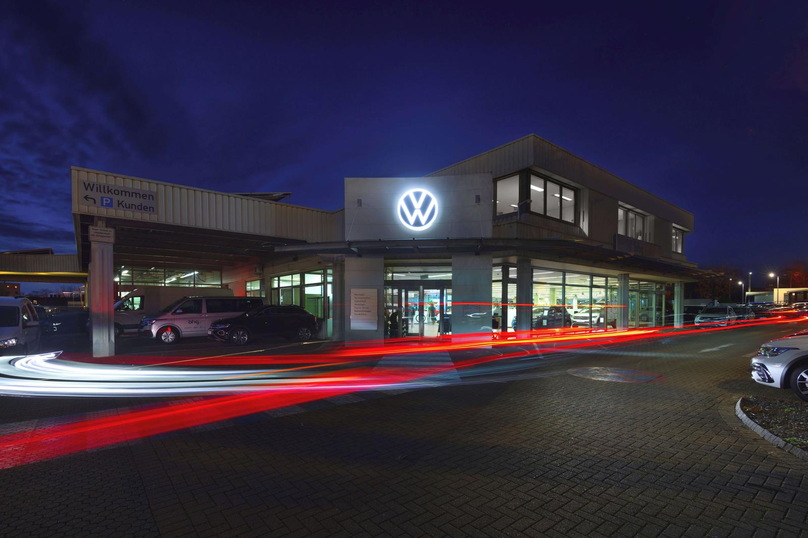 showroom-image-main