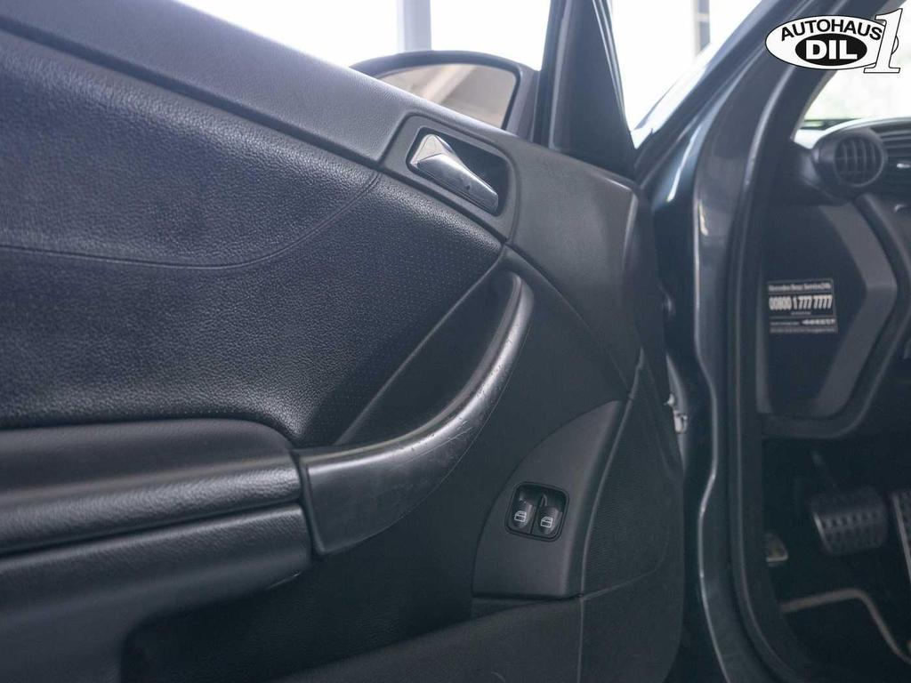 Mercedes-Benz CL 230