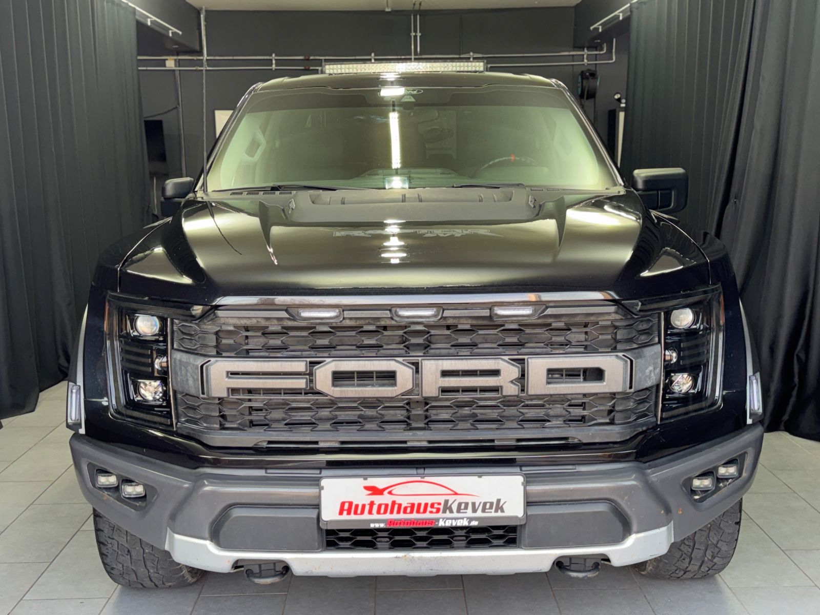 Fahrzeugabbildung Ford F 150 RAPTOR SVT|OFFROAD 20 ZOLL| 6-SITZ|NAVI|