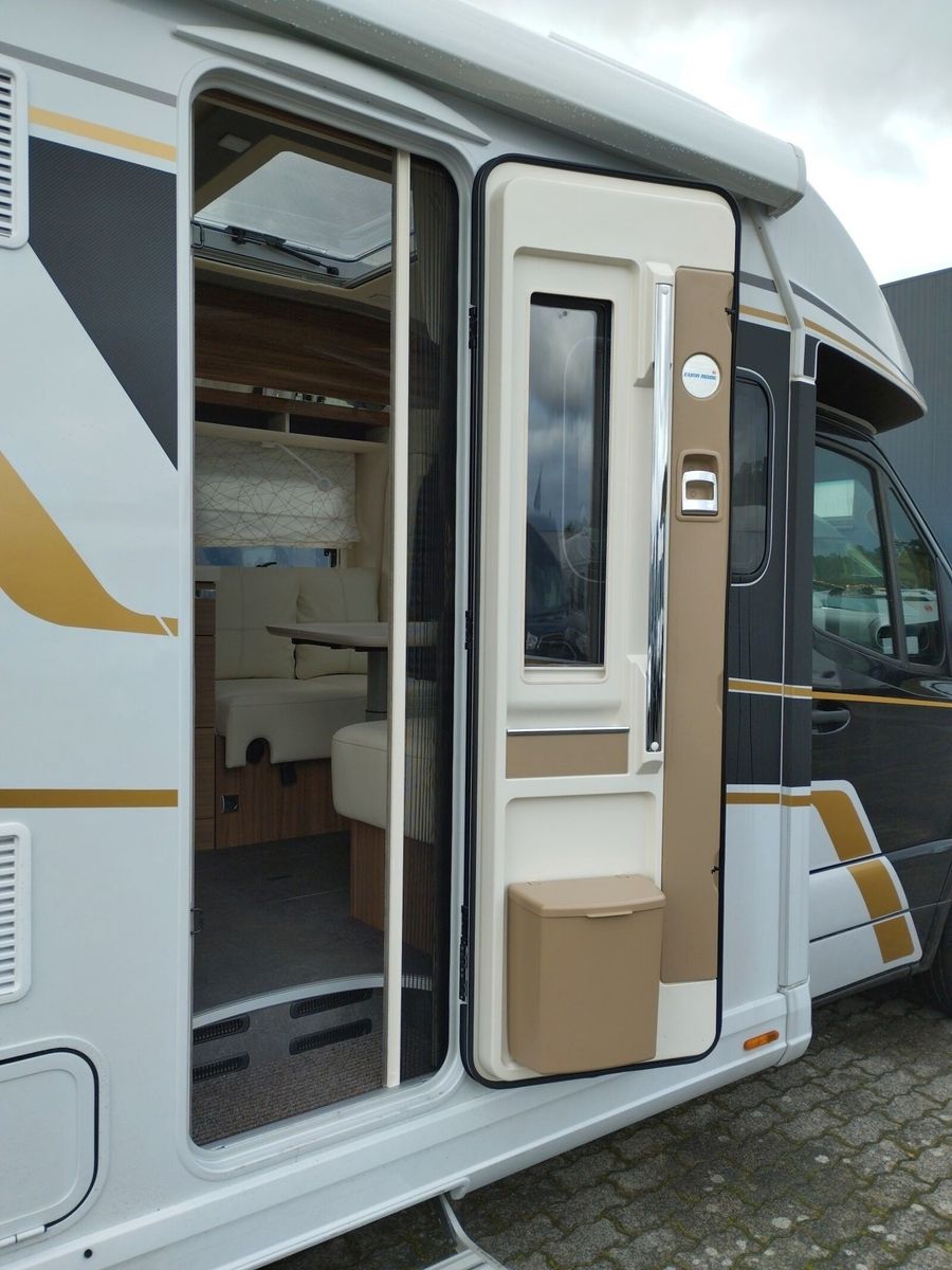 Fahrzeugabbildung Eura Mobil Contura CT 766 EF Luminary Paket, Markise