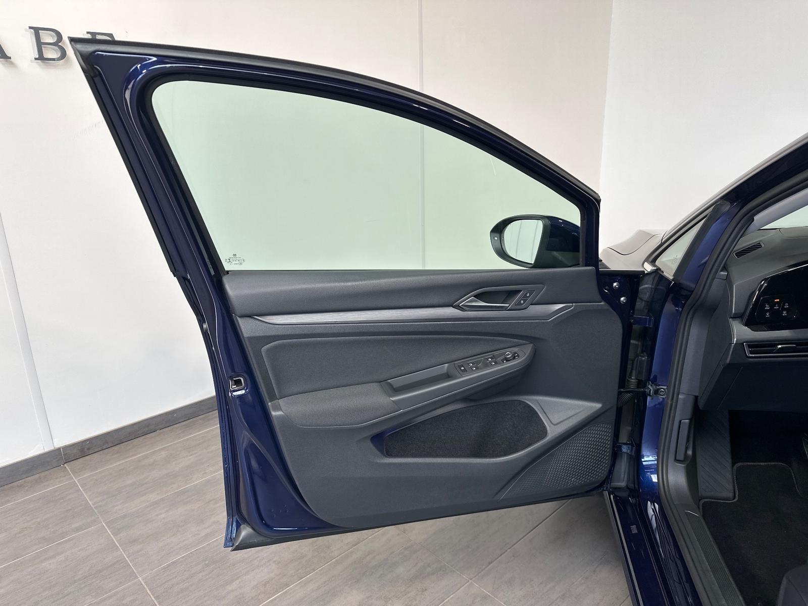 Volkswagen Golf Variant 2.0 TDI DSG Style NAV+LED+PANO+AHK, миниатюра 6