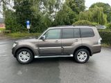 Mitsubishi Pajero 3.2 DI-D Top Aut. Leder / Navi / Xenon - Mitsubishi Pajero mit Diesel-Antrieb: A