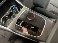 BMW 330 - Vorschau Bild 16