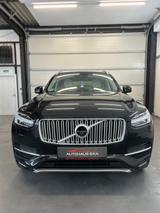 Volvo XC 90 Inscription AWD 7-Sitzer VOLLAUSTATTUNG - Volvo XC90 Gebrauchtwagen in Stuttgart
