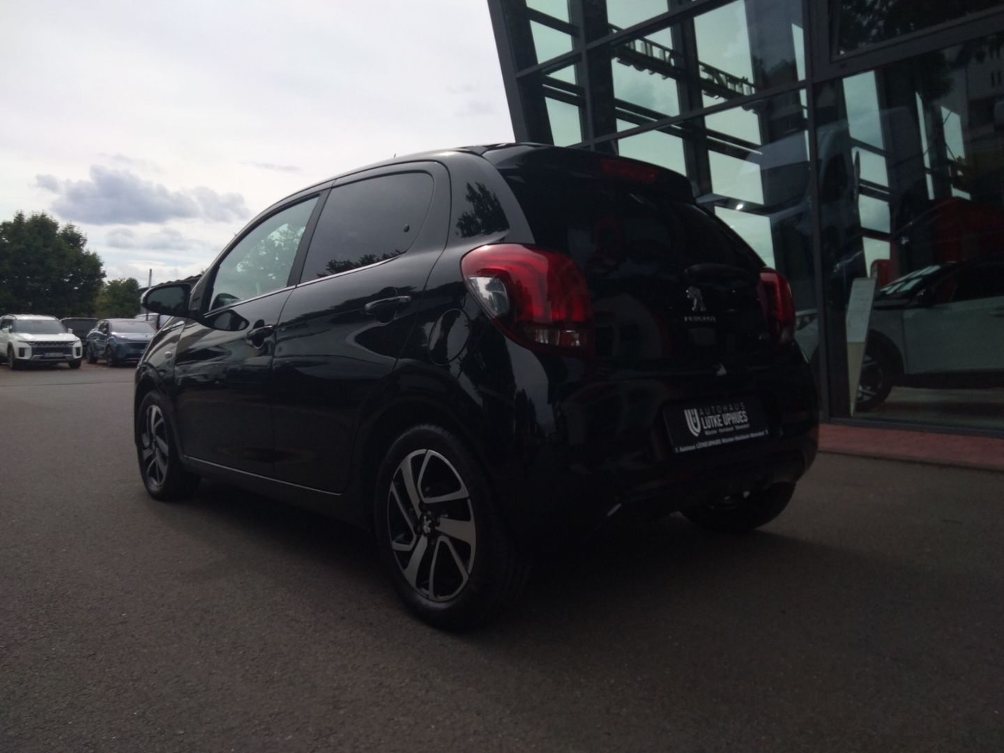 Fahrzeugabbildung Peugeot 108 Allure 1.0 VTi Top Flatrate El.Verdeck