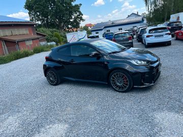 Toyota Yaris - 4