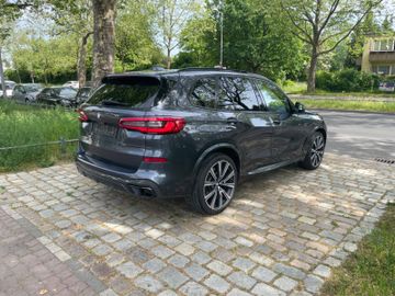 Fahrzeugabbildung BMW X5 30d xDrive M-Paket*Head-Up*HarmanKardon*ACC*