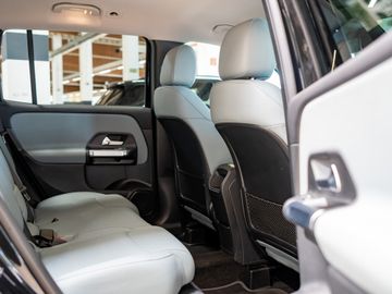 Mercedes GLB 200 - 8