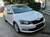 Skoda Fabia 1.2l TSI 81kW Ambition Ambition - Skoda Fabia Gebrauchtwagen in Freiburg