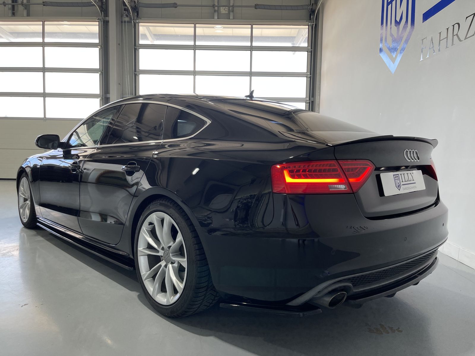 Fahrzeugabbildung Audi A5 3.0 TDI*Quattro*Leder*S-Line*Navi*Memory*20*
