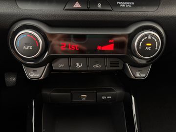 Kia Stonic 1.0T Vision Klimaautomatik Kamera Navi