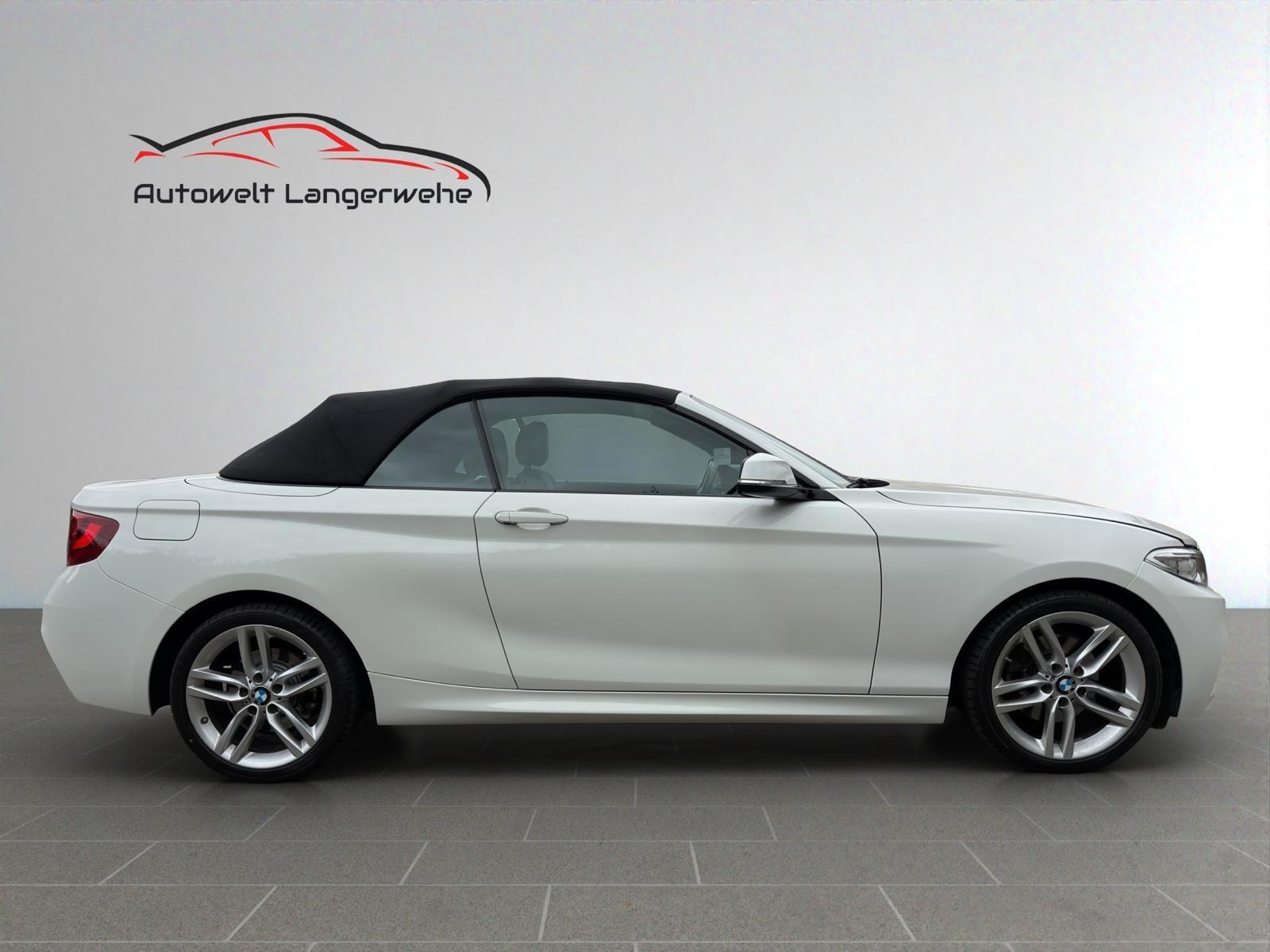 BMW 220d *M Sport*Navi*RFK*SHZ*8-Fach*1.Hand*