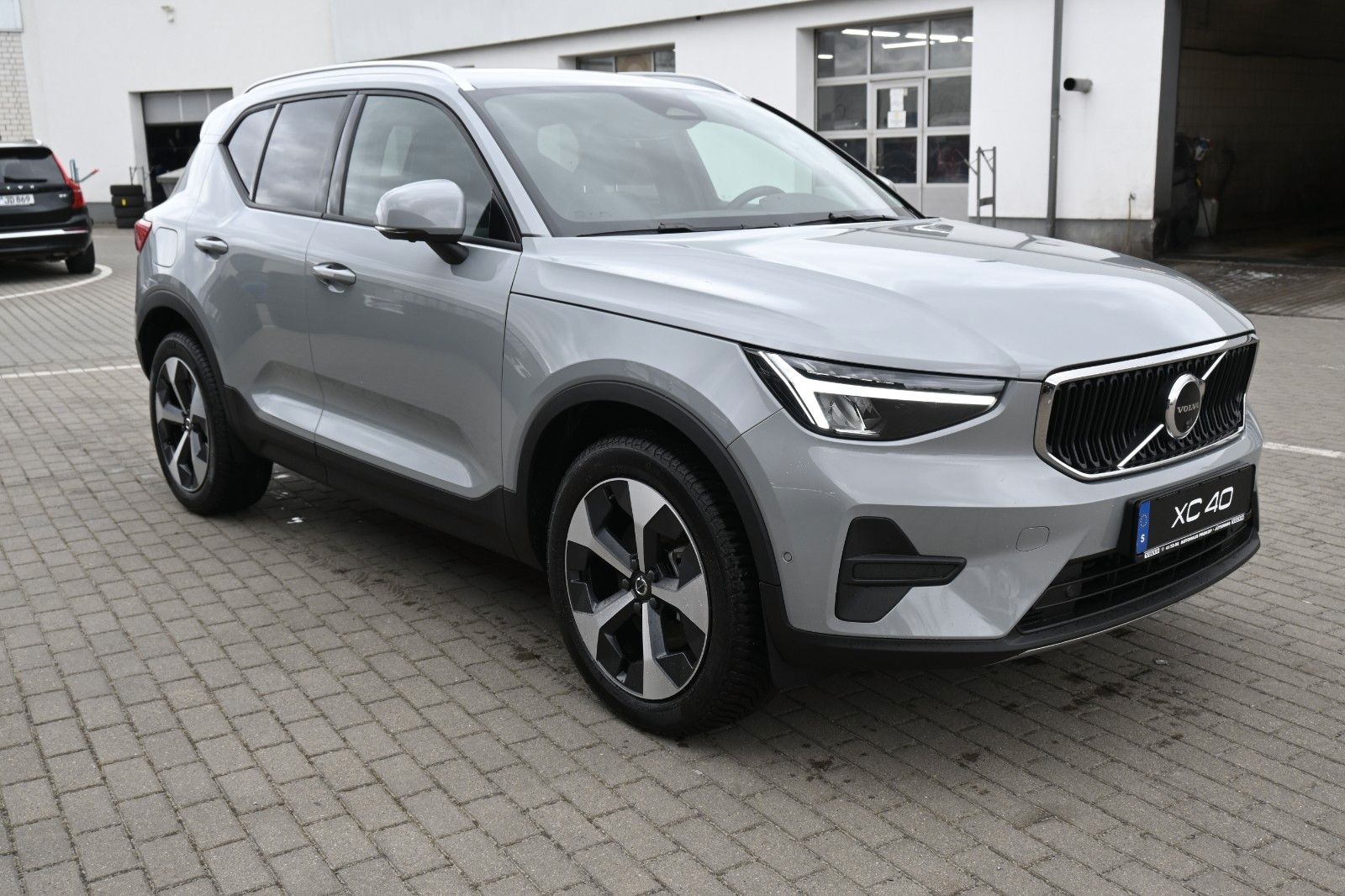 Fahrzeugabbildung Volvo XC40 B3 DKG *360°*ACC*Allwetter*Lenkradhzg*