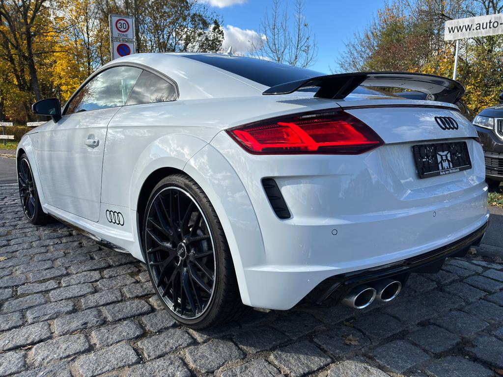 Audi TTS