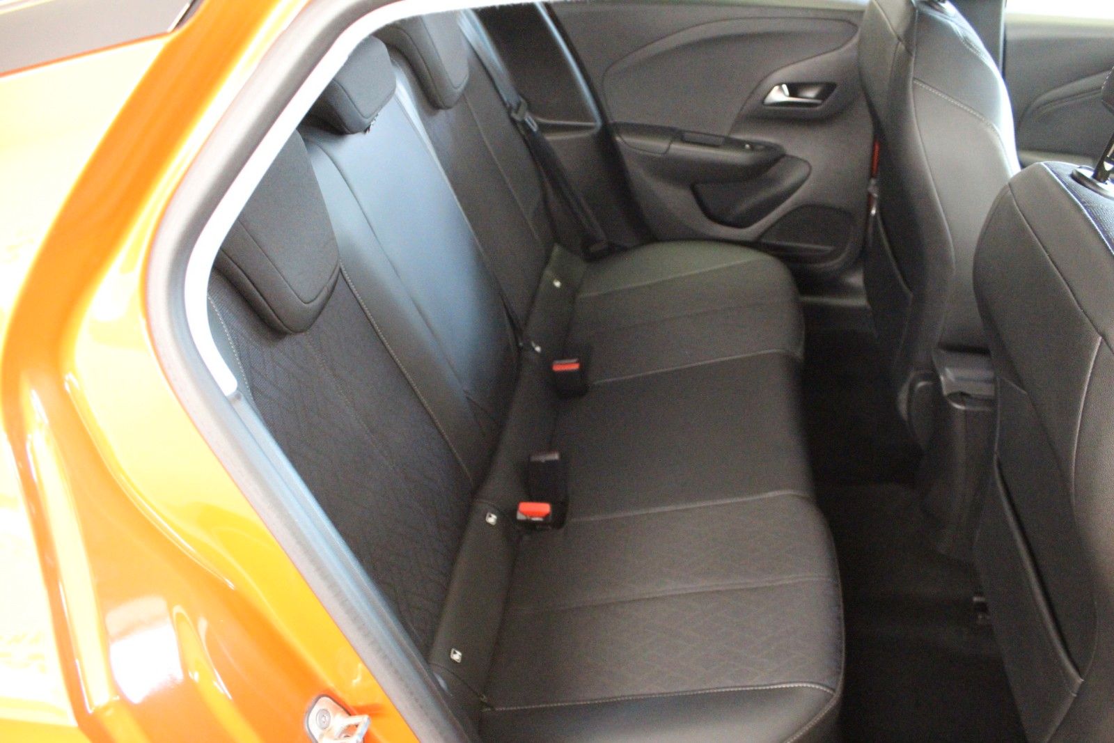 Fahrzeugabbildung Opel Corsa 1.2 55kW Elegance *Techno Paket