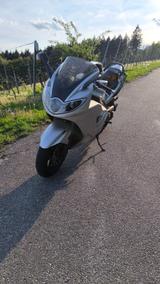 Triumph Sprint ST - TRIUMPH SPRINT