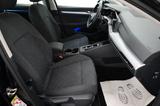 Volkswagen Golf VIII Variant Life Navi,LED,SH,PDC,ACC,SR+WR - Volkswagen Golf: Sr
