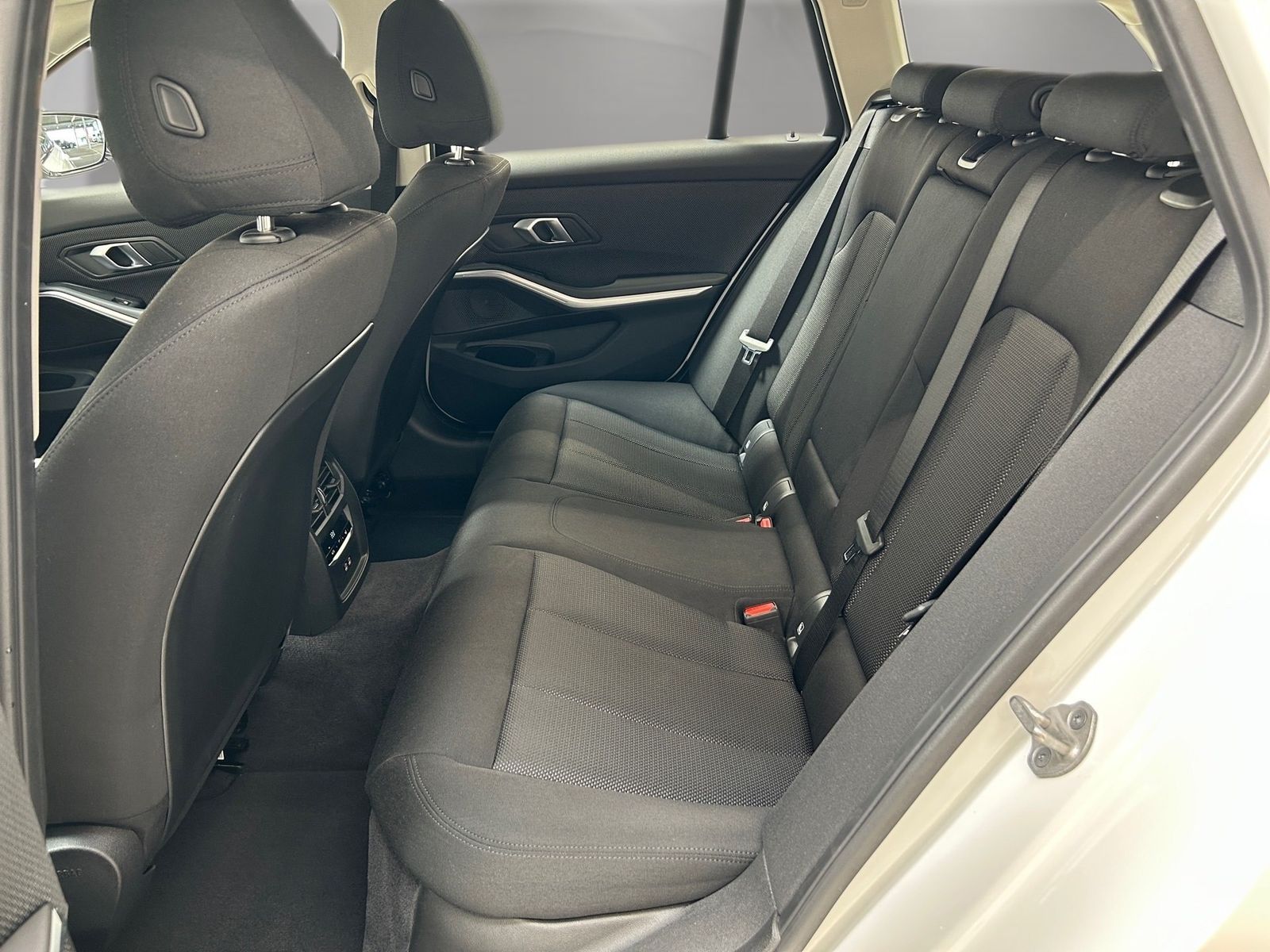 BMW 318 - Bild 13