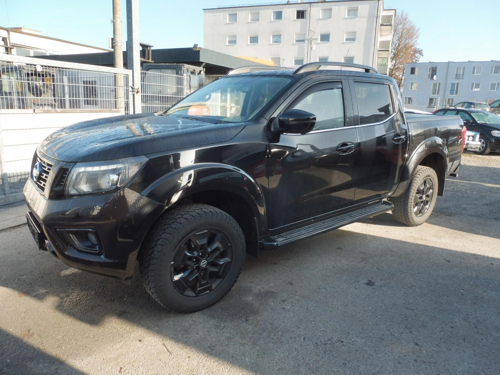 Nissan Navara NP 300  N-Guard Double Cab 4x4 Navi AHK