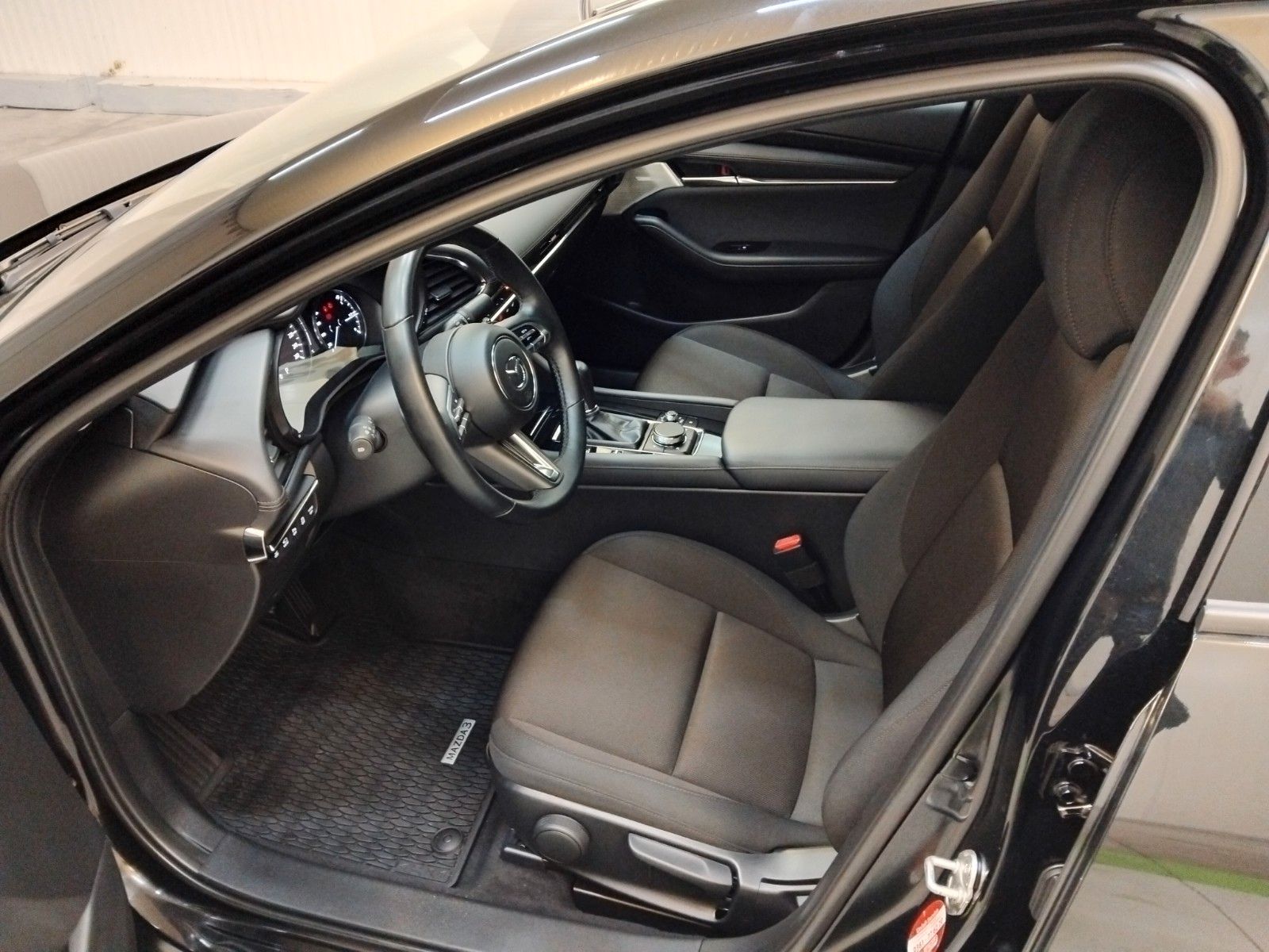 Mazda 3 (04/2022, Benzin)