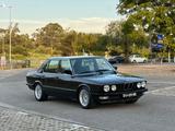 BMW E28 M535i TURBO 354bhp (dyno) - BMW 520: E28