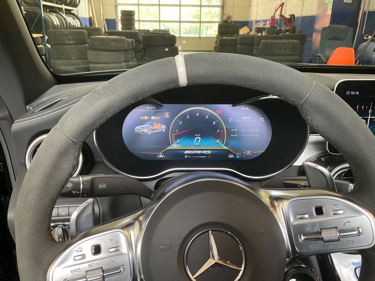 Fahrzeugabbildung Mercedes-Benz C63 S Cabrio DISTRO Perf.Sitze/AGA digiTacho HUD