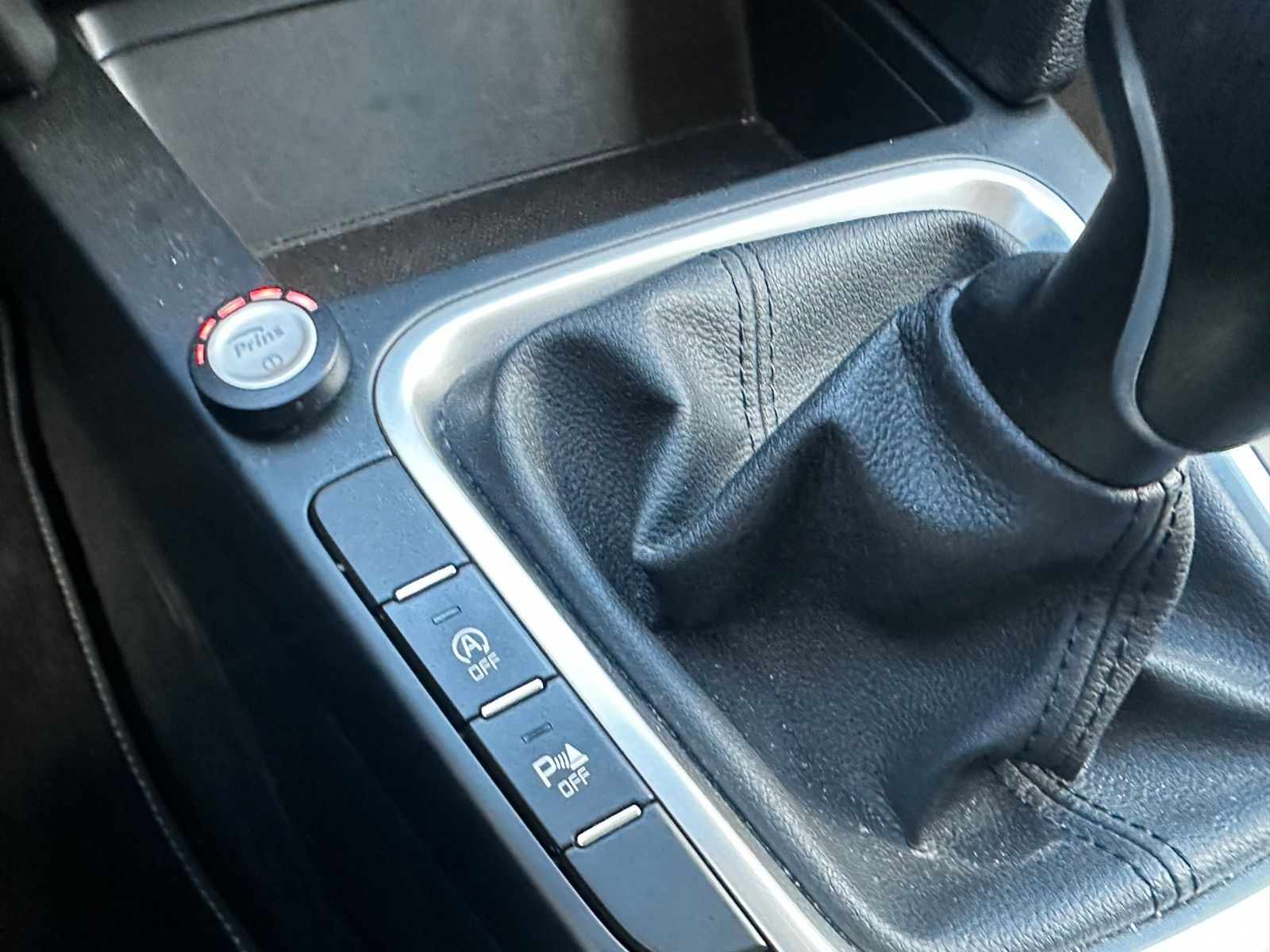 Fahrzeugabbildung Kia cee'd /SItzh.Kamera,Tempo,Klimaautom.,Top