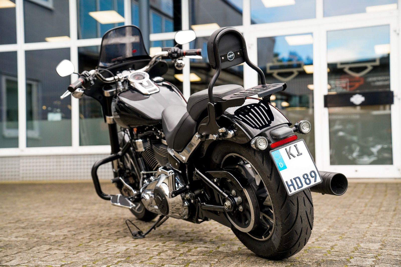 Fahrzeugabbildung Harley-Davidson FLSB Sport Glide 107 cui - Jekill & Hyde