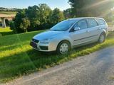 Ford Focus 1,6TDCi 80kW DPF Fun Fun - Ford Focus aus 2006 mit Diesel-Antrieb