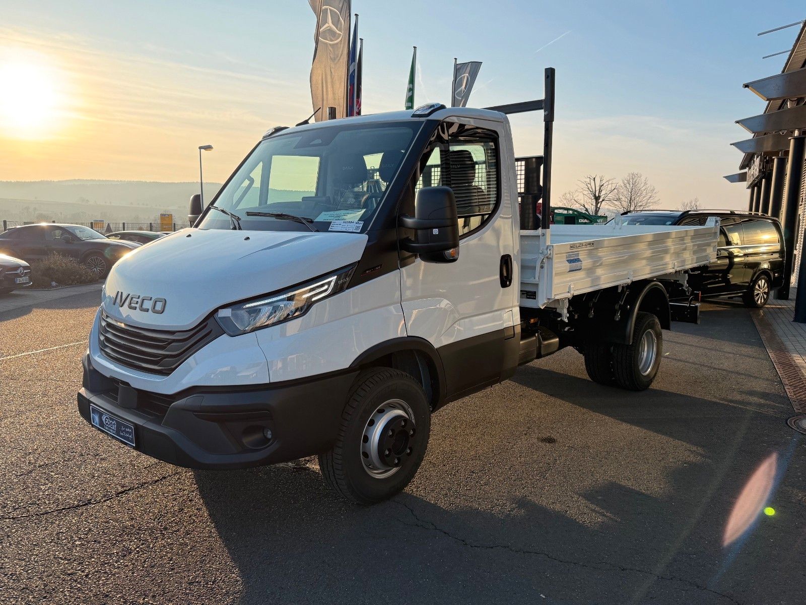 Fahrzeugabbildung Iveco Daily 60C18 H 3-S.-Kipper *R3.450mm*2xAHK*