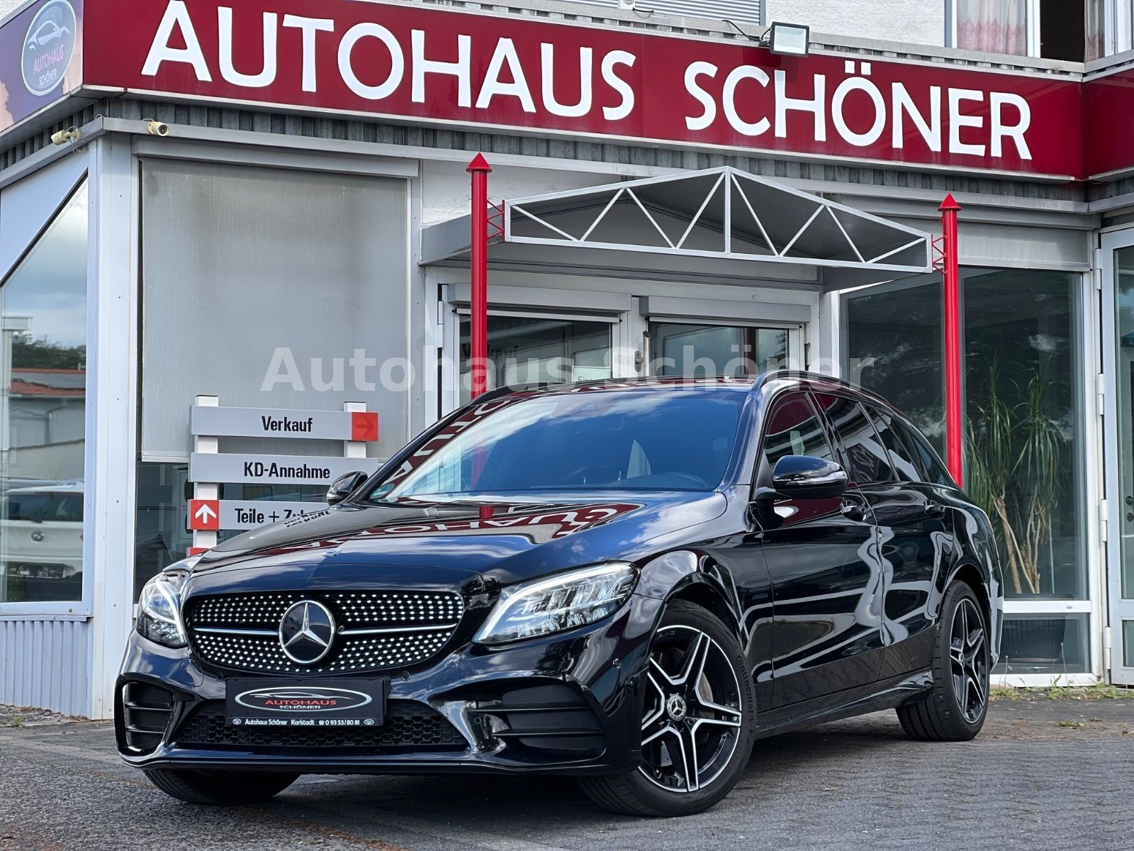 MERCEDES-BENZ C 300 d T-Modell 4Matic**AMG-LINE*AHK*LED**
