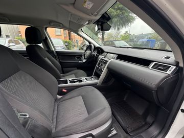 Land-Rover Discovery Sport - 9