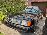 Mercedes-Benz 230 CE (W124) Coupé - Mercedes-Benz 230: Ce W124