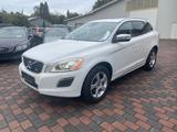 Volvo XC60 D5 R-Design AWD NAVI, PDC, Shz