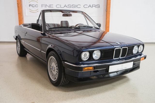 BMW 320 Cabriolet Royalblau 2. Hd. 29600 km Erstlack