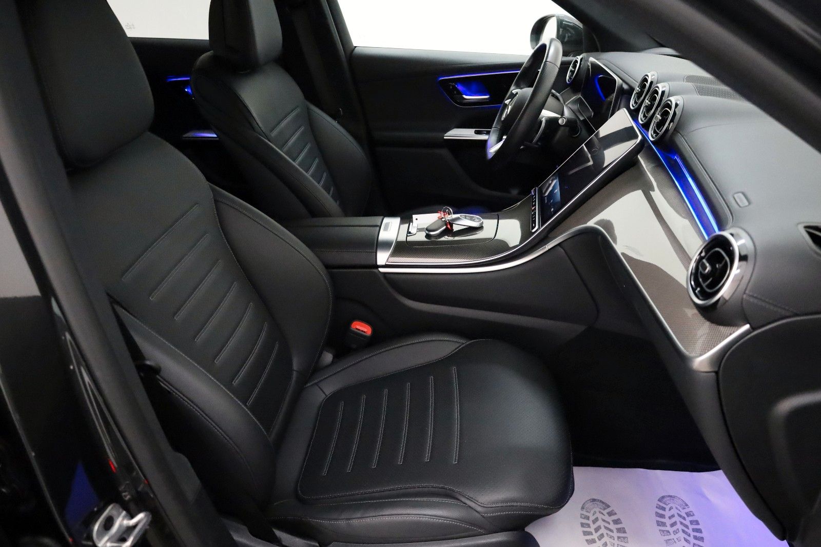 Fahrzeugabbildung Mercedes-Benz GLC 300 e 4M,AMG-line,Navi,LED,SH,Kamera,ACC +WR