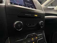 FORD Galaxy Titanium LED Pano 7-Sitz Memory Kamera