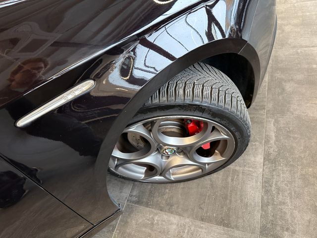 MYAUTOCENTER – Gebraucht- und Jahreswagen mit Werkstattservice in Pfaffenhofen Alfa Romeo Giulietta Quadrifoglio Verde *Klima*Radio*PDC*BT
