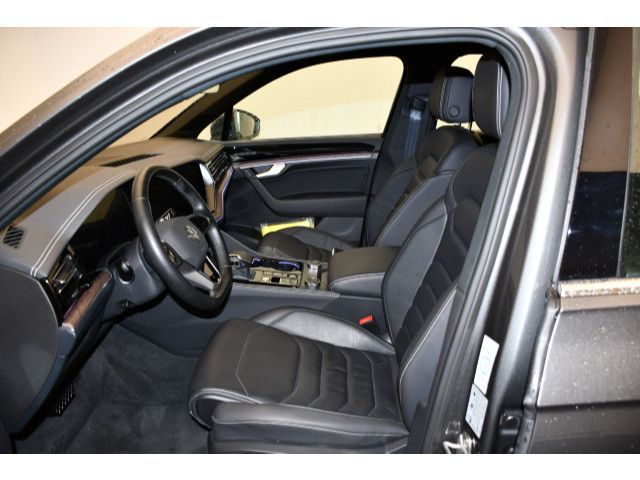 Volkswagen Touareg 3.0 TDI V6 Tiptronic 4Motion Elegance Rü foto 4