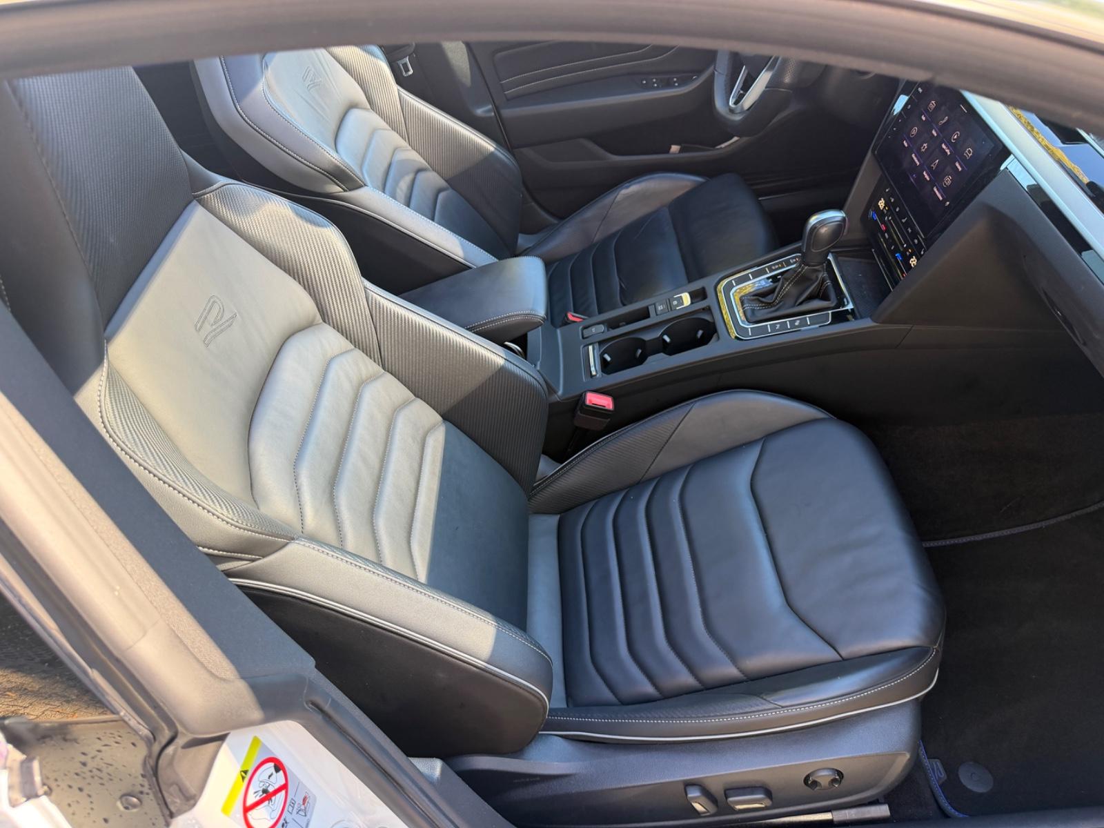 Volkswagen Arteon Shooting Brake R-Line PANO Matrix AHK STH