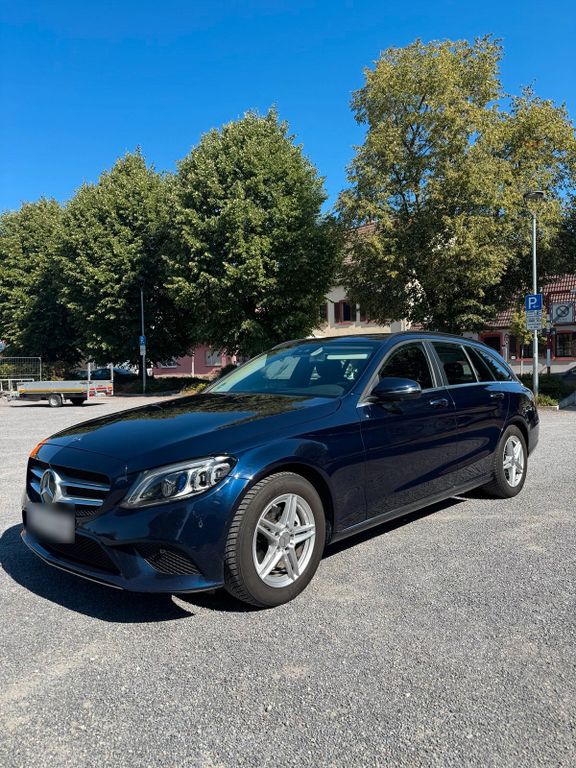Image of Mercedes-Benz C 200