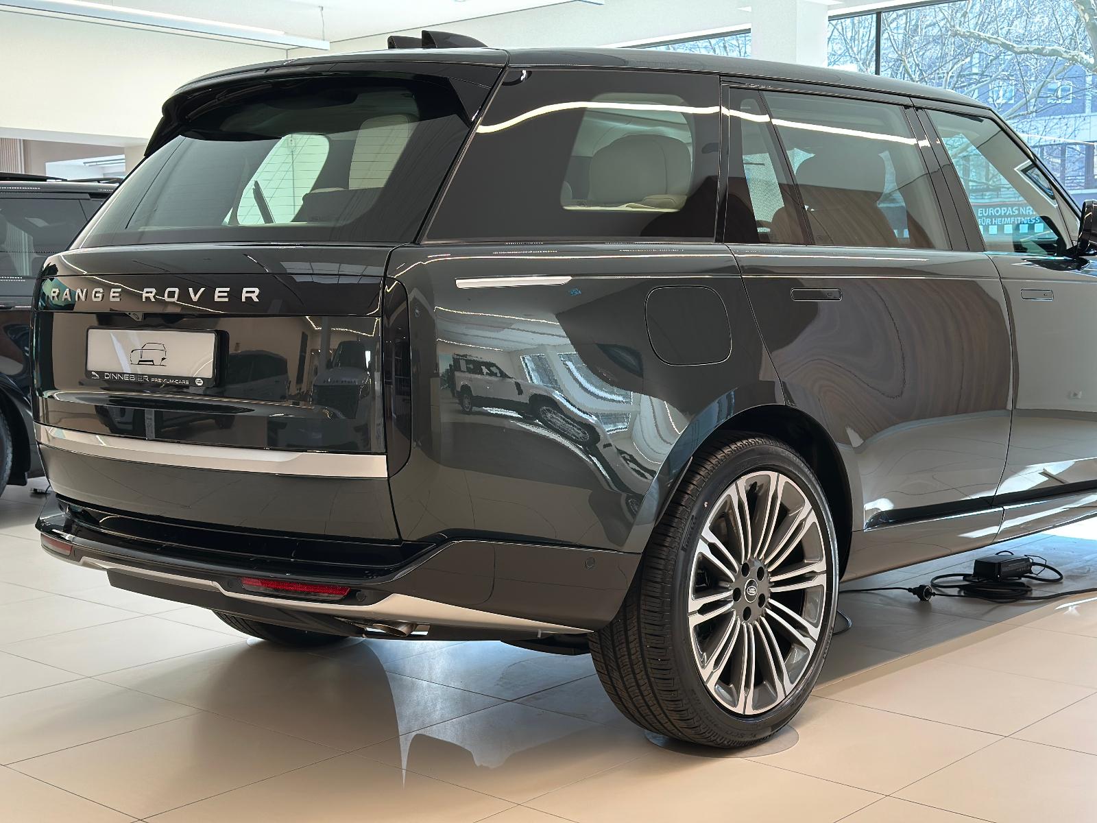 showroom-image-top