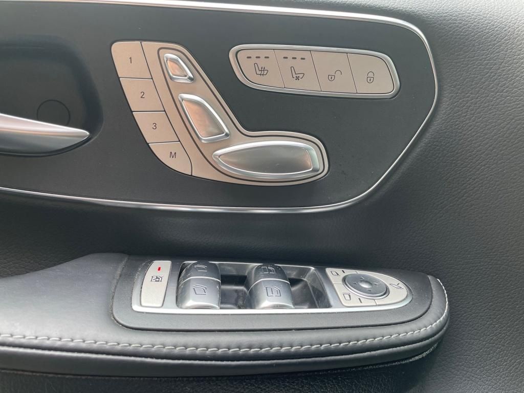 Fahrzeugabbildung Mercedes-Benz V 300 d EAV/L 4x4 AMG-LINE Luxussitze, STHZ, AHK